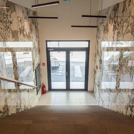 Caesars Palace - New Modern With Free Private Parking Apartament *