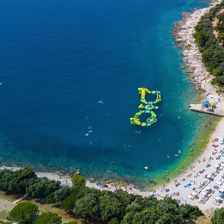 Apartment Caesars Palace - New Modern With Free Private Parking Pula